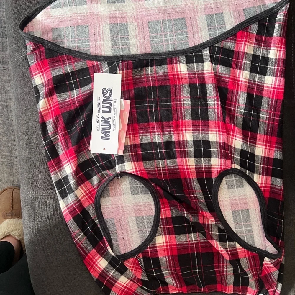Muk Luks cozy plaid